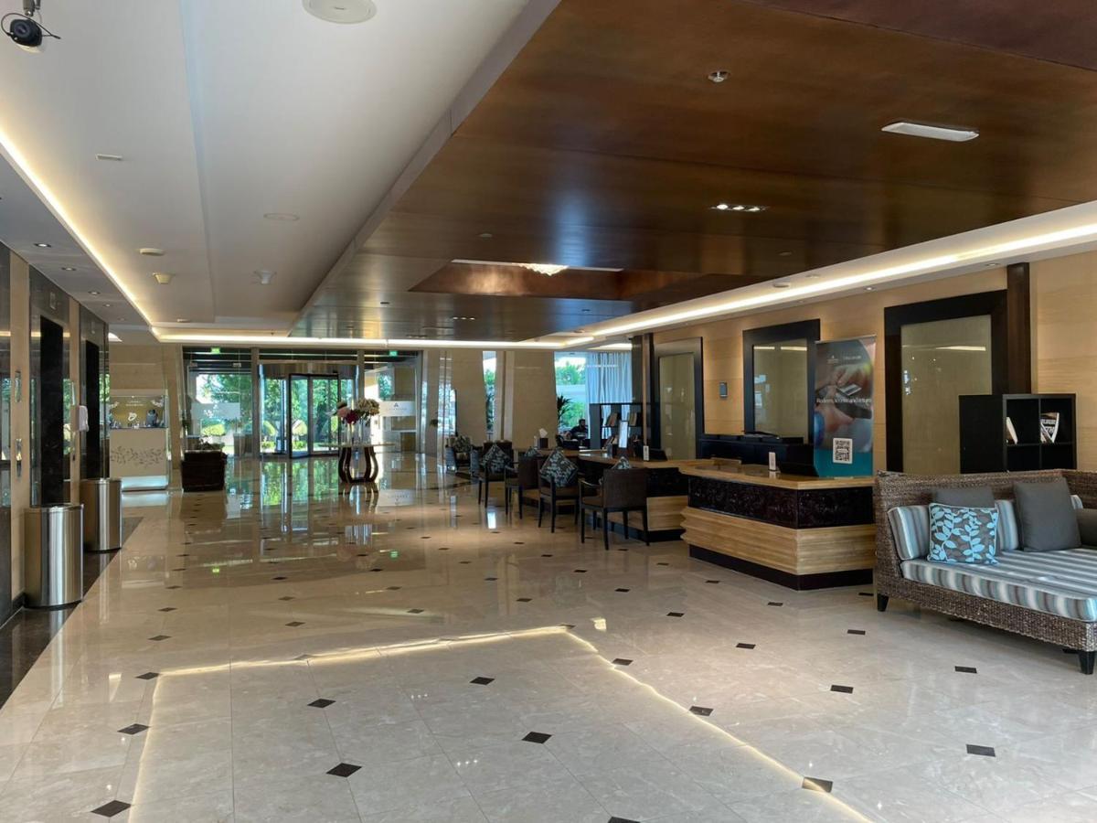 Anantara Hotel Apartment Palm Jumeirah Connected Anantara Hotel Дубай Экстерьер фото